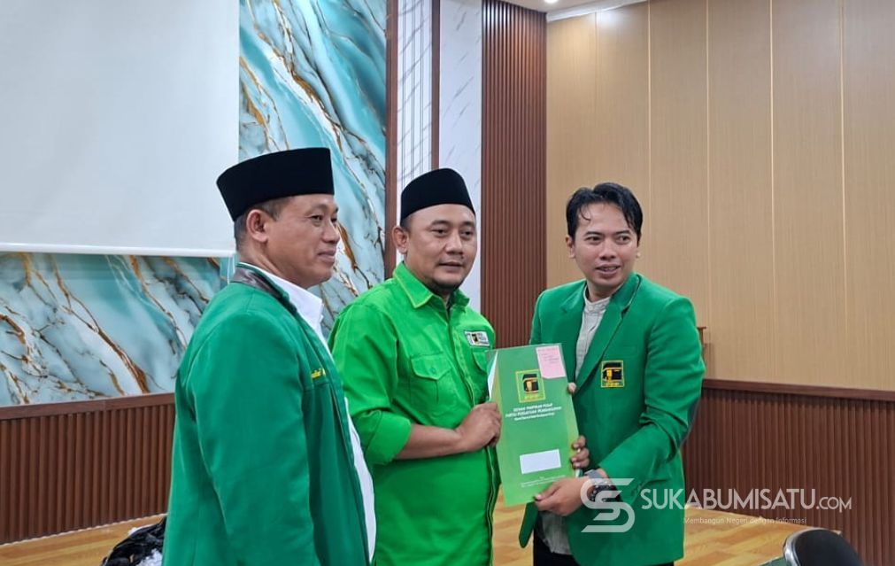 DPW Jabar Serahkan SK Baru PPP Sukabumi, Andri Langsung Gas Konsolidasi 47 Kecamatan