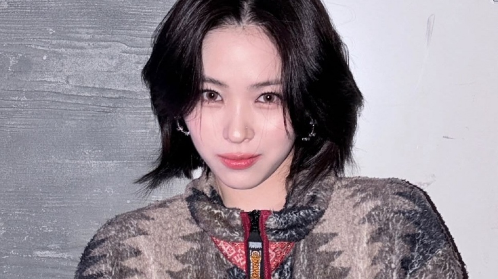 4 OOTD Soft-Chic Ryujin ITZY, Simpel Tapi Tetap Terlihat Mahal