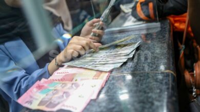 Rupiah Makin Dekat Rp18.000, Investor Asing Ramai-Ramai Hengkang dari RI