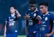Arema FC Mulai Bongkar Skuad, Rifat Pergi dan Gelandang Timnas Jepang Masuk Radar