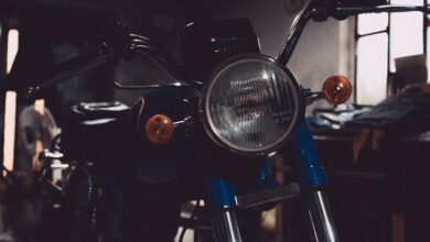 5 Kesalahan Saat Menyimpan Motor Lama Di Rumah, Dari Aki Soak Sampai Tangki Berkarat
