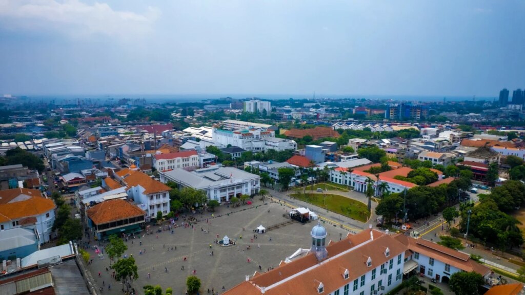 Jakarta Cerah Berawan Seharian, Malam Diprediksi Lebih Tenang Menurut BMKG