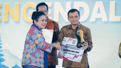 Ahmad Luthfi Antar Jateng Raih Penghargaan Inflasi Terbaik, Strategi Pangan Jaga Daya Beli