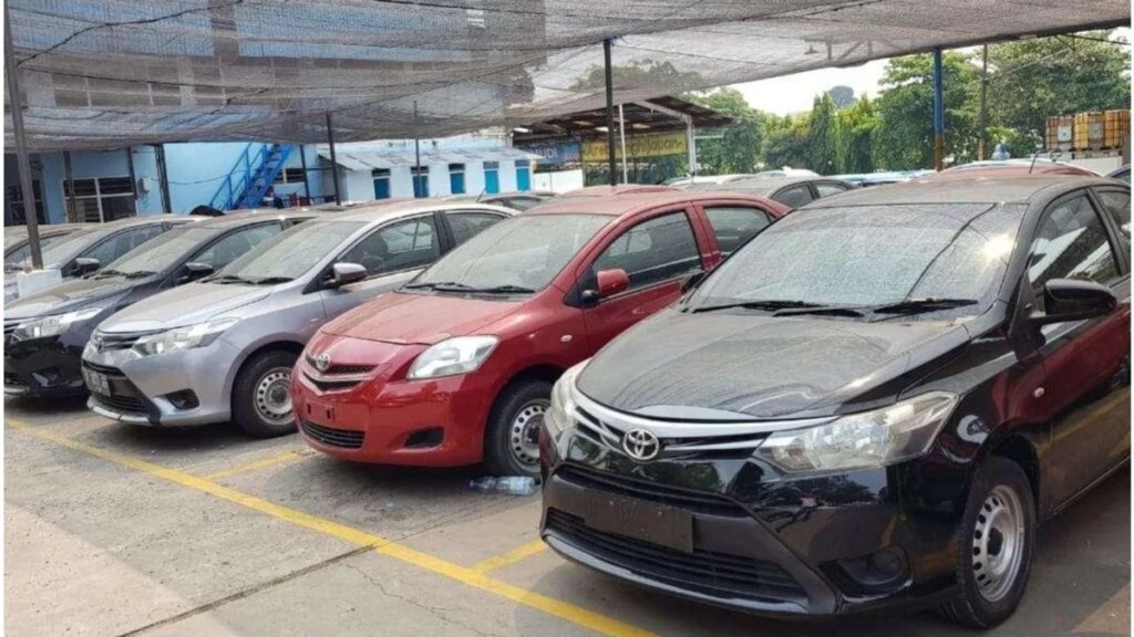 Harga Mobil Bekas 2026 Memang Menggoda, 4 Risiko Ini Bisa Bikin Rugi Besar