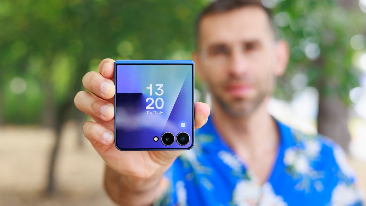 Galaxy Z Flip 8 Disebut Punya Dua Otak, Snapdragon Kabarnya Balik Lagi di Wilayah Tertentu