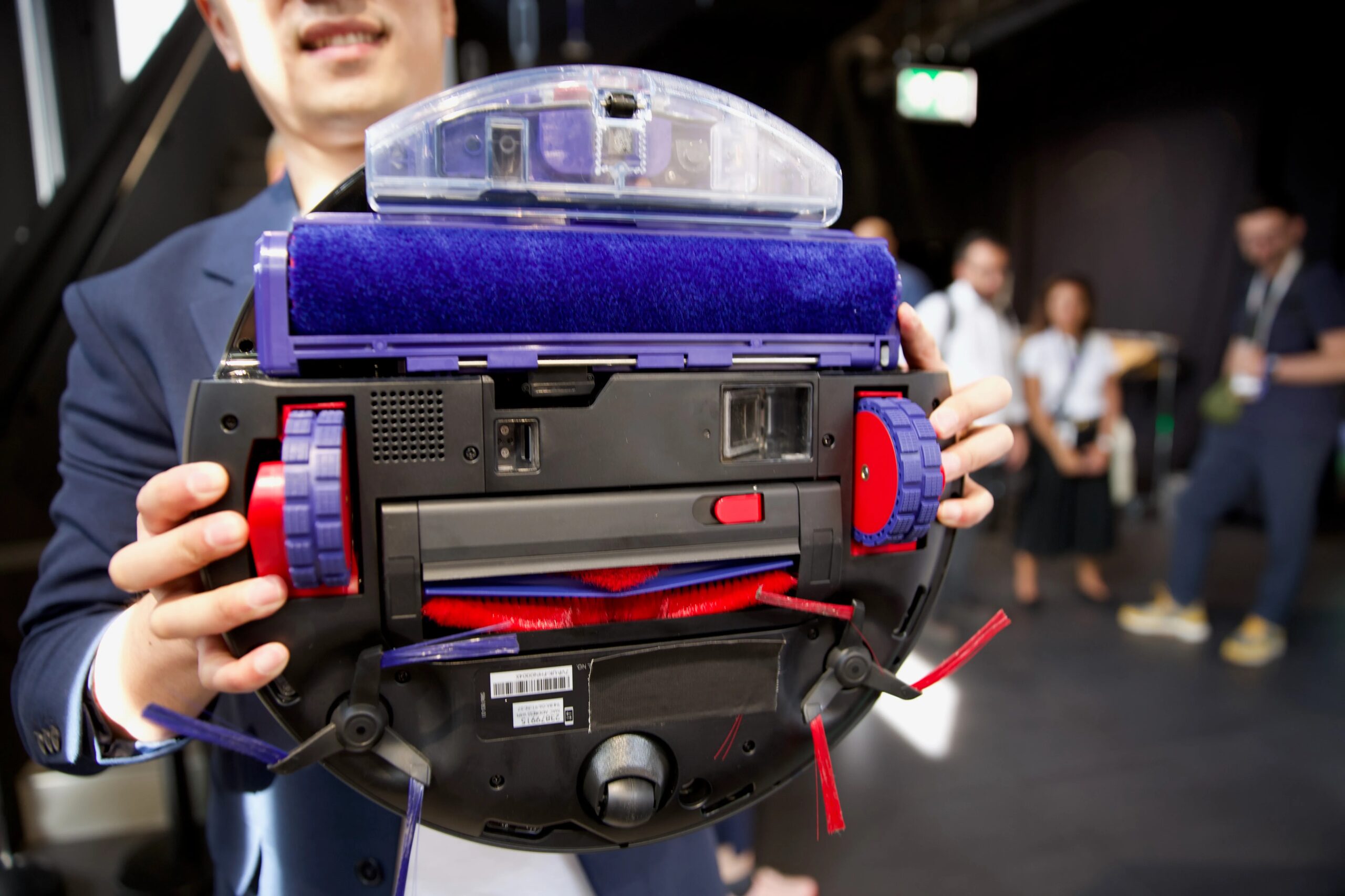 Dyson Spot+Scrub Ai Bukan Robot Vakum Biasa, LiDAR dan AI Bikin Rumah Lebih Cerdas
