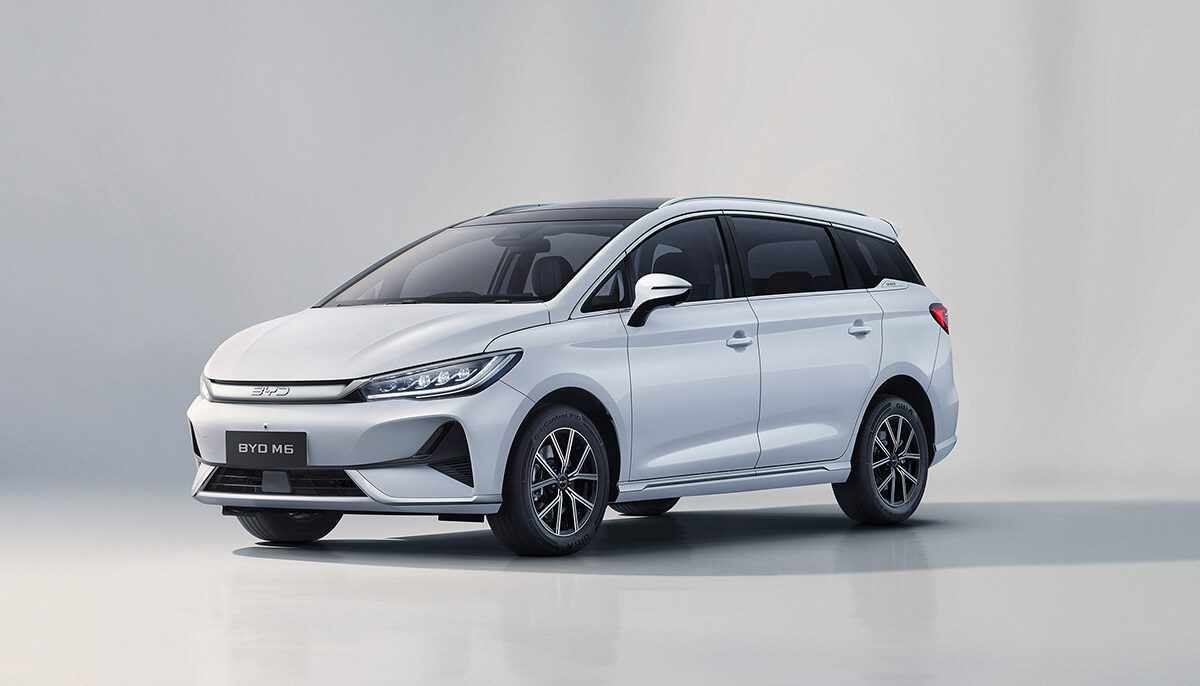 BYD M6 Melaju Sendirian, MPV Listrik 2026 Mulai Menekan Wuling dan Xpeng