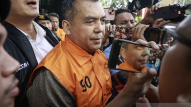 Silmy Karim Tiba Di KPK Tengah Malam, Akhiri Pencarian Usai OTT Imigrasi Jakarta Barat