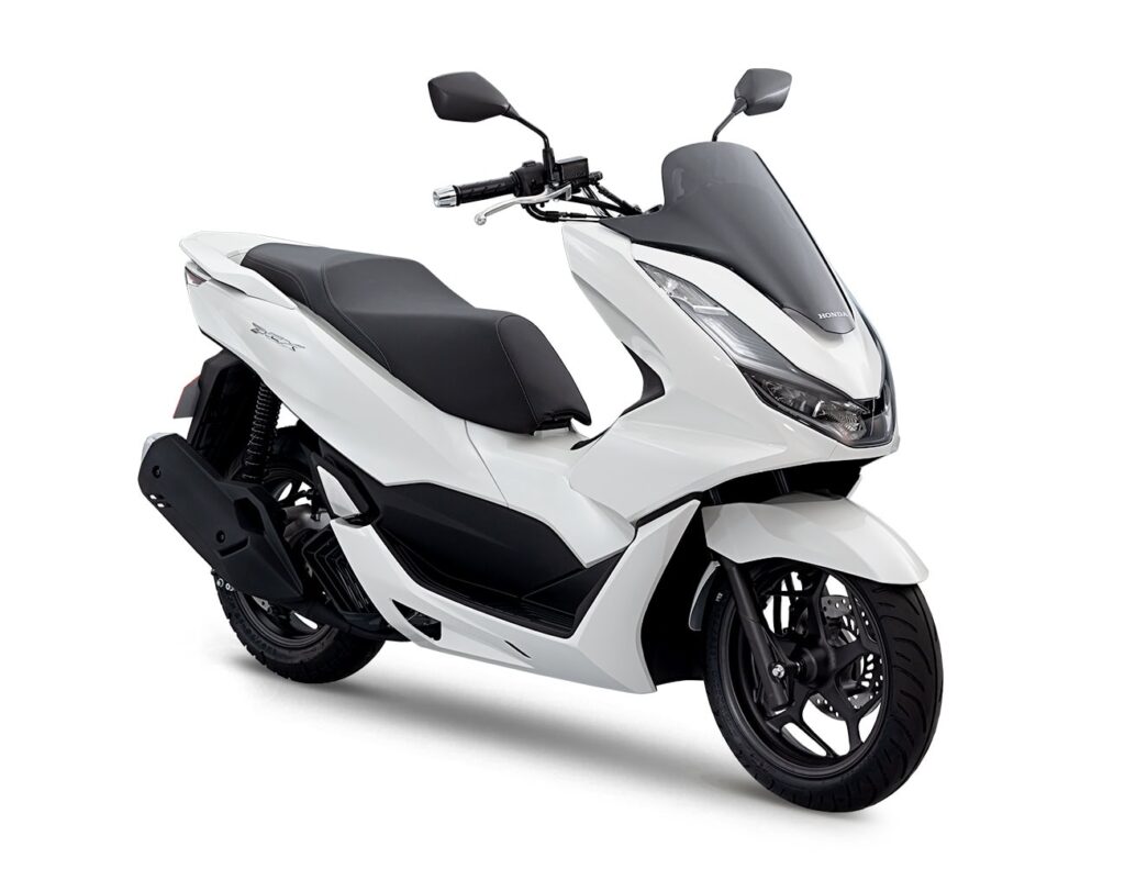 Ban Tubeless PCX 160 CBS Ternyata Bikin Lebih Stabil Saat Ngebut, Ini Alasannya