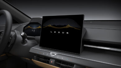 Lexus RX 2028 Berubah Diam-Diam, Layar Berdiri Bebas Ini Jadi Pembeda Terbesarnya
