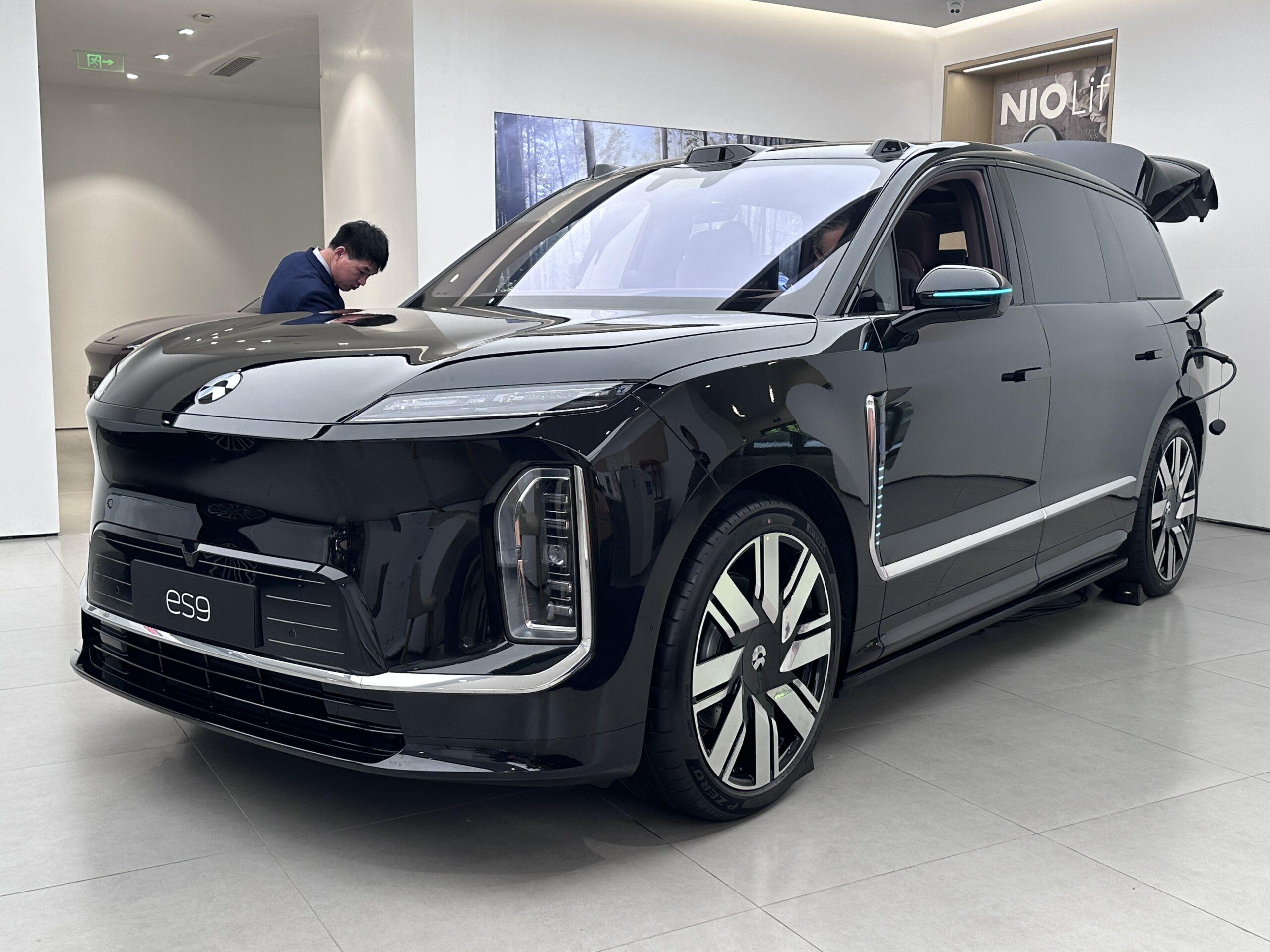Nio ES9 Hampir Tembus 10.000 Pengiriman, Eksekutifnya Tantang Video Uji Li Auto