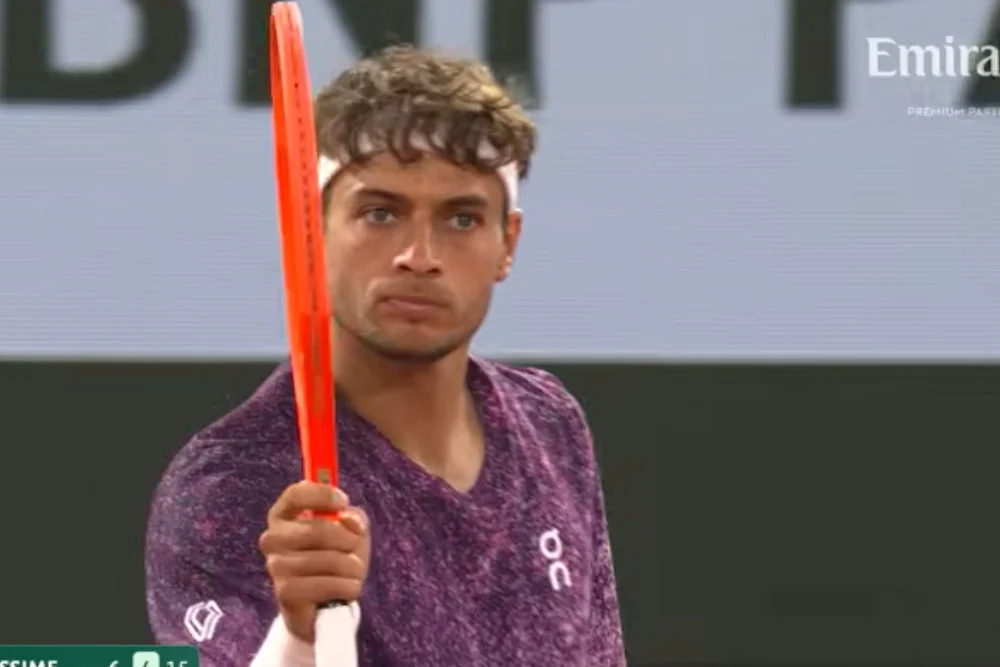 Zverev Incar Grand Slam Pertama, Cobolli Muncul dari Jalur Tak Biasa di Philippe-Chatrier