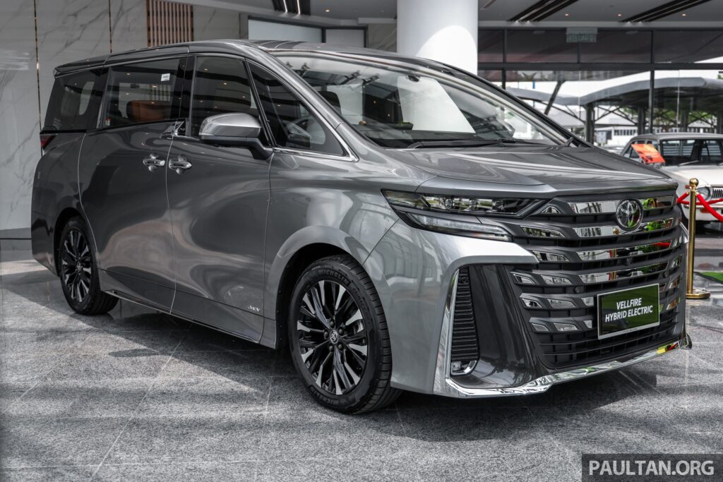 Toyota Segarkan Alphard Dan Vellfire 2026, Lebih Aman Tanpa Banyak Ubah Wajahnya
