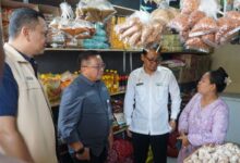 Bulog Jatim Salurkan Bantuan Ke 5,6 Juta Warga, Harga Beras Dijaga Saat Kemarau