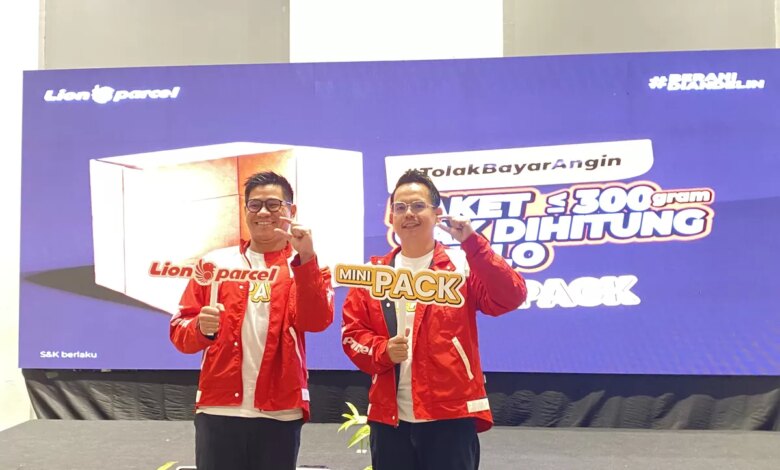 Lion Parcel Lawan “Bayar Angin”, Minipack Bikin Ongkir Paket 300 Gram Lebih Ringan