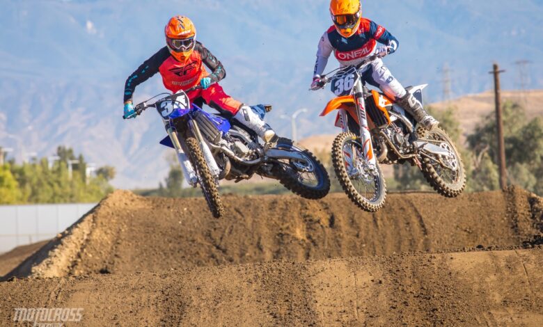 Yamaha YZ125 Vs KTM 125 SX, Yang Lebih Jinak Ternyata Bisa Paling Mematikan