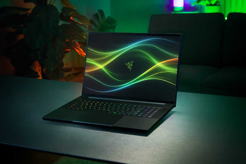 Razer Blade 18 Tampak Sederhana, Mesin 24-Core Dan RTX 5090 Bikin Rival Waspada