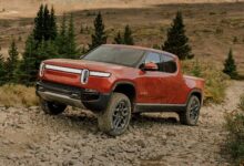 Pemilik Rivian R1T Semprot Cat ke Truknya, Protes Pedas Soal Servis yang Tak Selesai