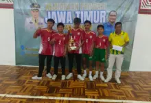 Keterbatasan Tak Menahan Bawean, Tim SMAN 1 Sangkapura Rebut Emas di GOR Kanjuruhan