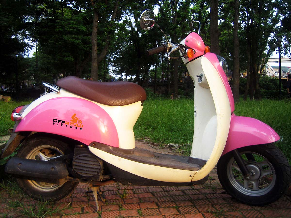 Honda Scoopy Tembus 59 Km/Liter, Iritnya Menggoda Tapi Suspensinya Bisa Bikin Pegal