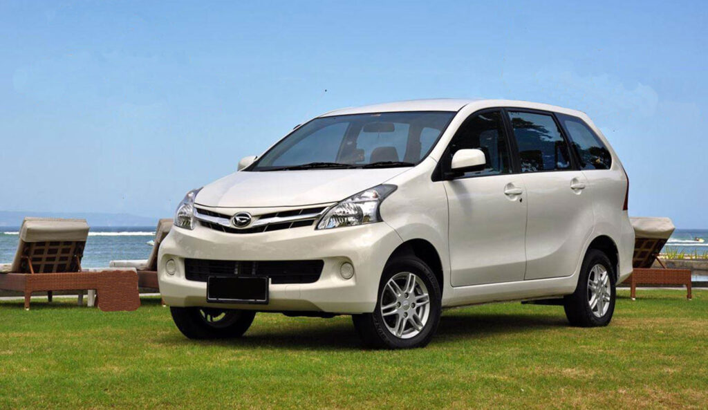 Daihatsu Xenia Dilelang Rp 34 Jutaan, Murah Di Depan Tapi Rusak Berat Di Balik Harga