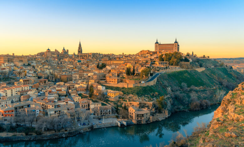 6 Prompt Gemini AI Untuk Foto Liburan di Toledo, Hasilnya Terlihat Seperti Jepretan Kamera Pro