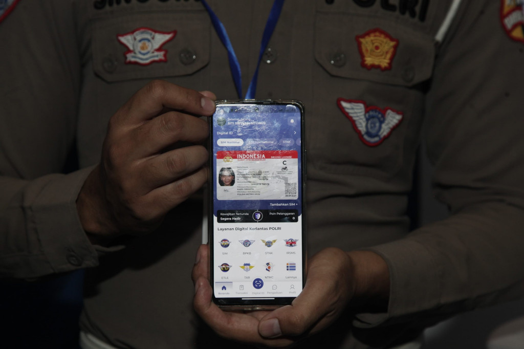 Lupa Bawa Dompet Bukan Masalah Lagi, SIM Digital Kini Bisa Disiapkan Lewat HP