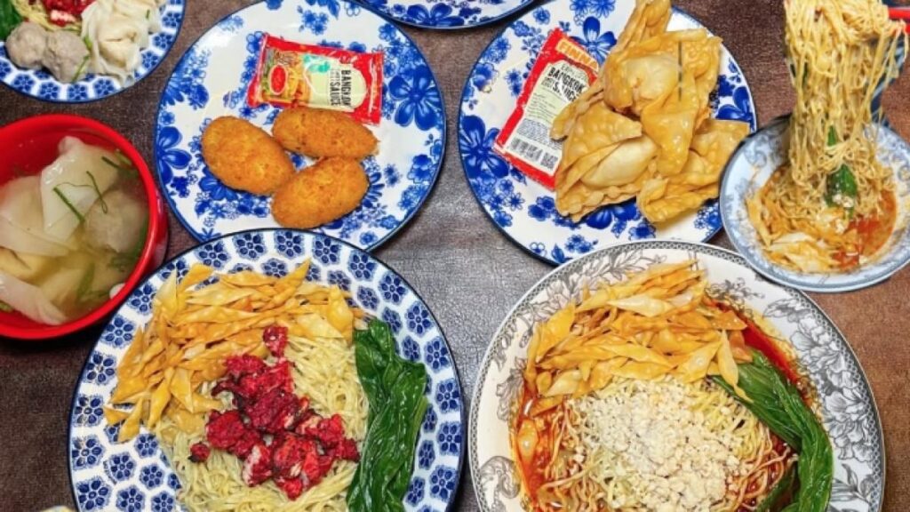 5 Mie Ayam Paling Diburu Di Solo, Murah Mulai Rp 8.000 Tapi Rasanya Bikin Balik Lagi