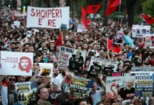 Resor Mewah Keluarga Trump Memicu Gelombang Amarah, Albania Kembali Dipenuhi Protes