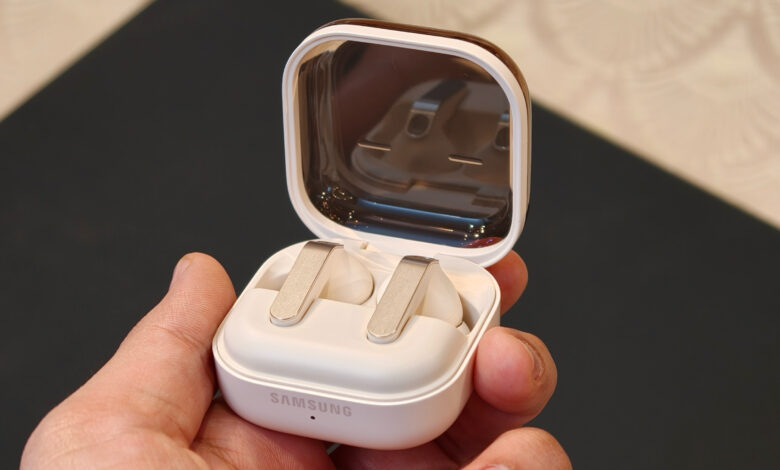 Galaxy Buds 4 Series Bawa Fitur Meditasi, TWS Premium Samsung Mulai Rp2,9 Juta