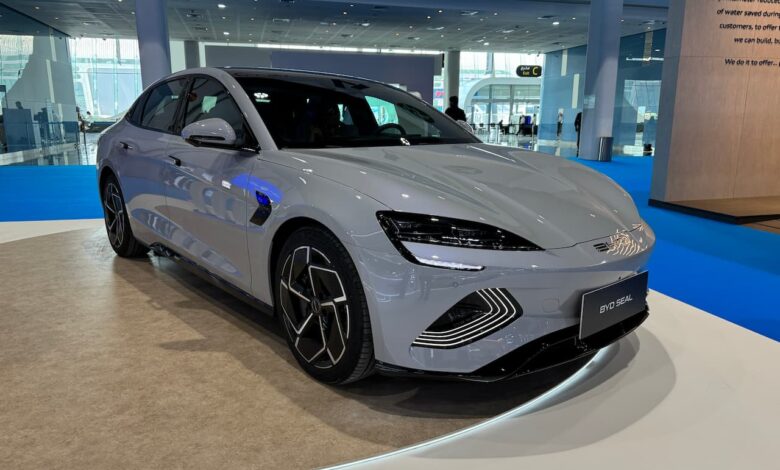 iTAC Di BYD Seal 2026 Bikin Torsi 670 Nm Tak Lagi Terasa Menakutkan di Jalan Licin