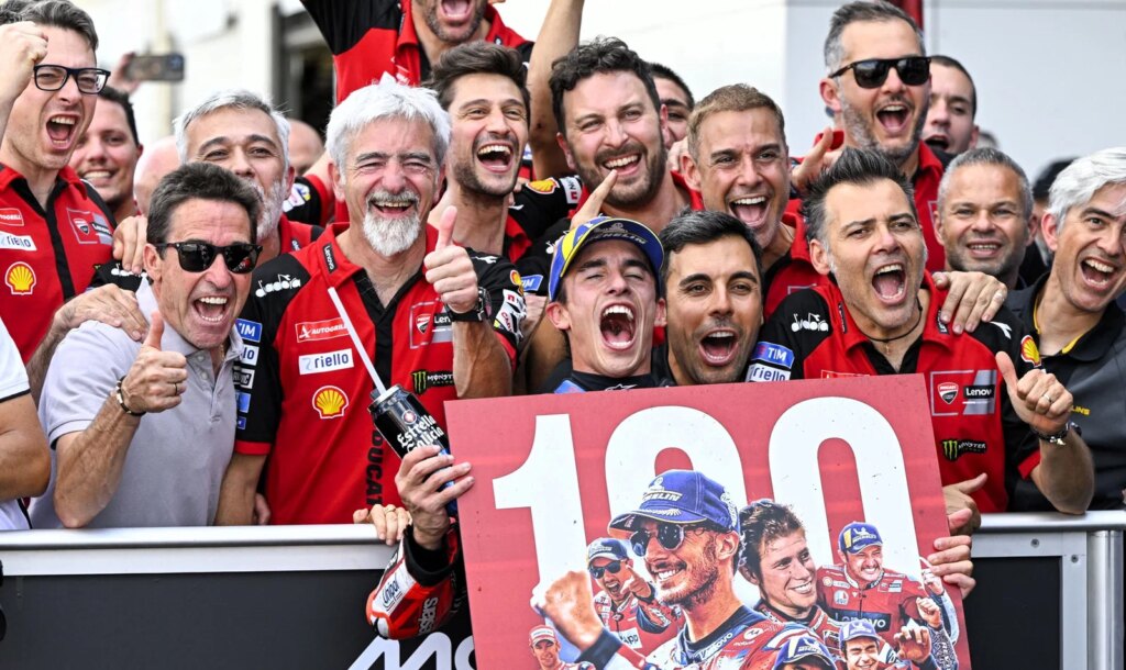 Marquez Pecah Telur di Hungaria, Menang Usai Start Kacau dan 266 Hari Menunggu
