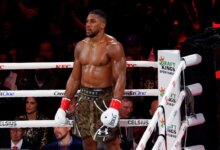 Klausul Rahasia Joshua Vs Fury Bikin Duel Raksasa Itu Terkunci di Inggris
