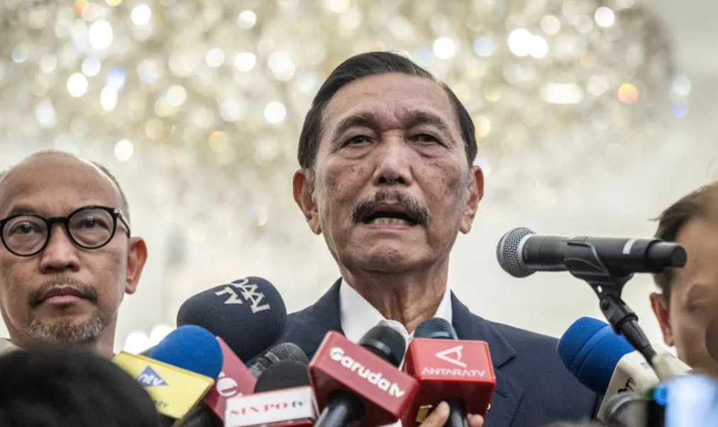 Luhut Sorot Bansos Rp5,4 Juta, Jubir DEN Tegaskan Itu Bukan Bantuan Baru