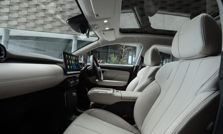GAC Aion UT Premium 2026, Kabin Layar Besar dan Fitur Nyamannya Bikin Kelasnya Naik