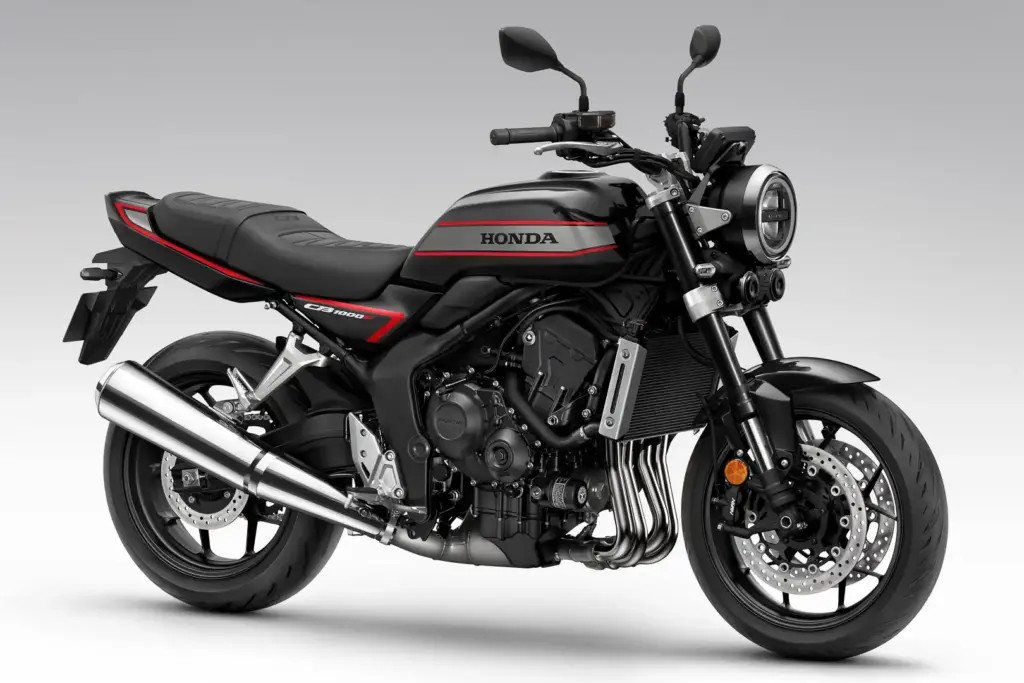 Honda CB1000F 2026 Hadir Retro Kuat, Tenaganya Justru Lebih Masuk Akal untuk Harian