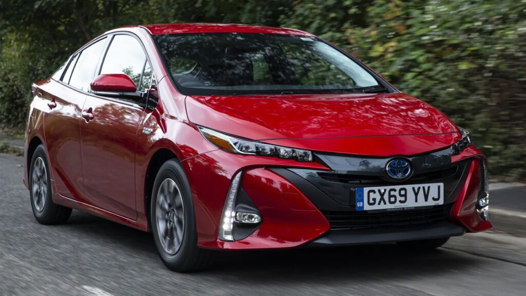 Prius Plug-In Menyalip Banyak Rival, Ini Pemenang Irit Tiap Segmen
