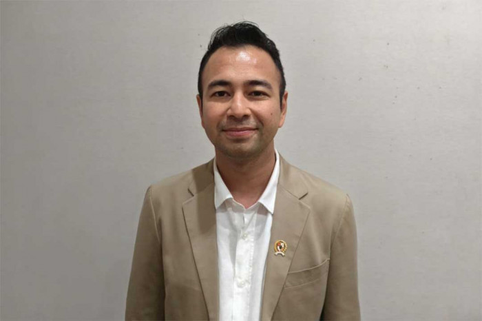 Raffi Ahmad Klarifikasi Foto Blueray Cargo, Bantah Keras Tuduhan Pengiriman Barang