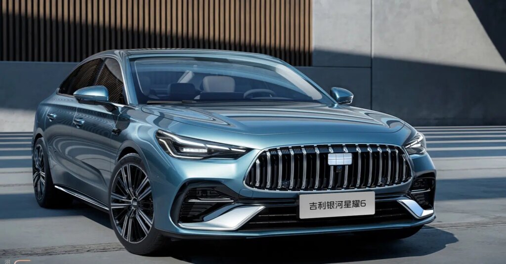 Geely Emgrand i-HEV Siap Mengguncang Hybrid, Konsumsi BBMnya Cuma 2,22 Liter per 100 Km