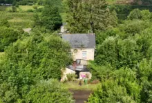 Rumah Terakhir Di Desa Tambang Wales Ini Lelang, Saksi Sunyi Komunitas Yang Hilang