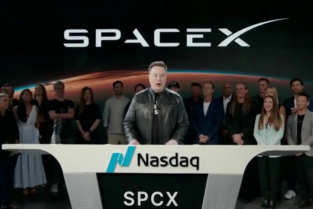 SpaceX Tembus Nasdaq, Elon Musk Kian Dekat ke Status Triliuner Pertama