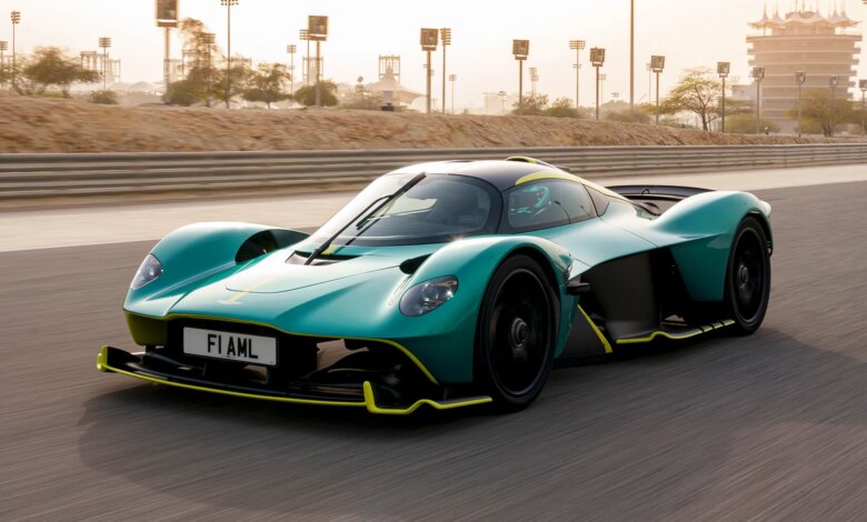 Valkyrie 1.160 Hp Dipakai Belanja Alpukat, Aksi Pemiliknya di London Bikin Kontras