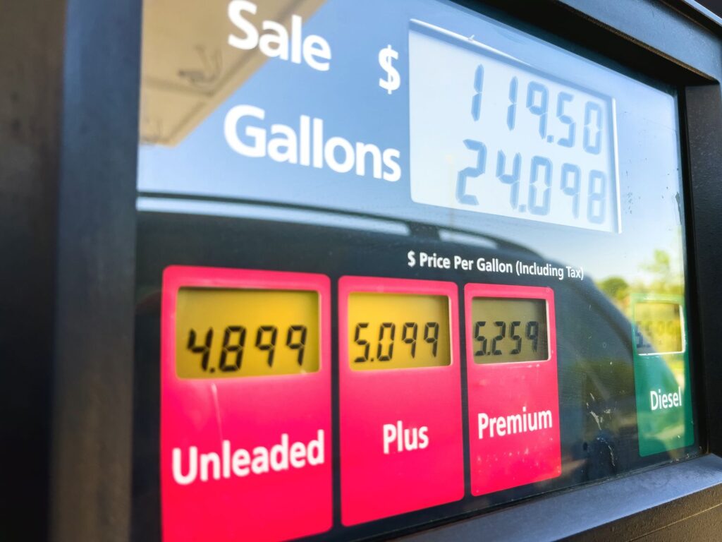 Harga RON 92 Dunia Tembus Rp20 Ribuan, Pertamina Wanti-Wanti Risiko Stok BBM Terganggu