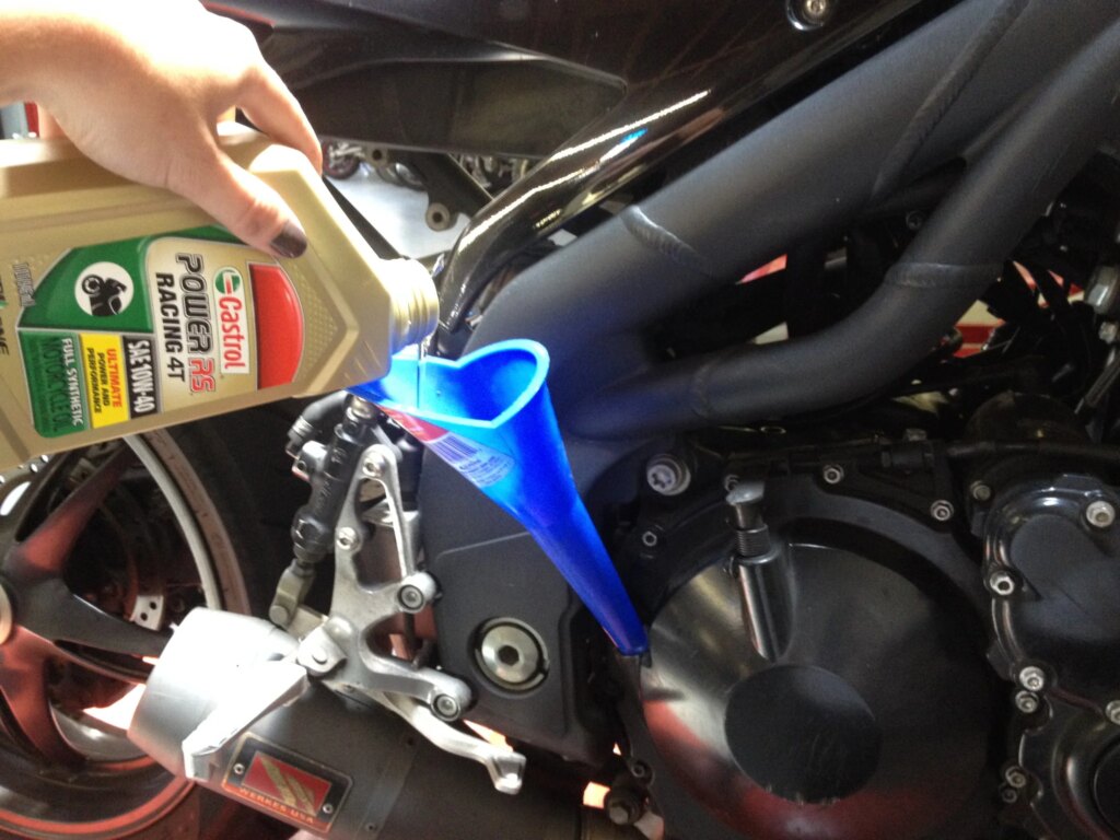 2.500 Motor Guru Diganti Oli Sehari, Siswa SMK Ini Bantu Cetak Rekor MURI