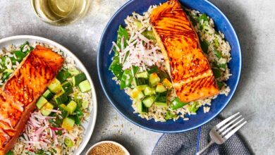 Makan Siang 15 Menit yang Bikin Kenyang, Spicy Salmon Rice Bowl Ini Mengejutkan Sederhana