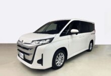 Suzuki Landy Hybrid Dibuat Lebih Mahal dari Toyota Noah, Tapi Fiturnya Justru Lebih Sederhana