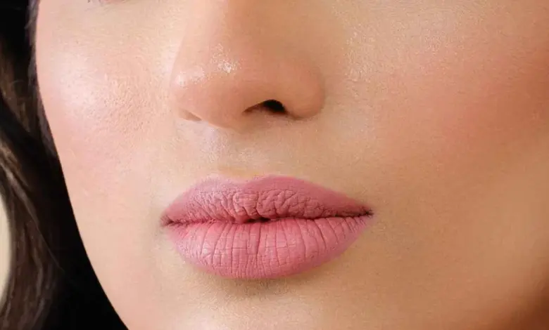 5 Lipstick Hyaluronic Acid untuk Bibir Kering, Pilihan Lembap dari Rp63 Ribu