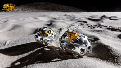 Robot Mini Jepang Ini Mendarat di Bulan, Lalu Berubah Bentuk untuk Menjelajah