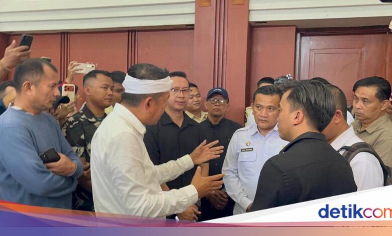 SPMB Jabar 2026 Kacau, Orang Tua Panik dan Disdik Dipaksa Berbenah