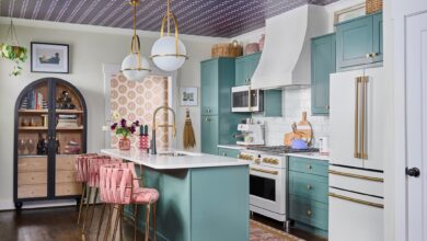8 Cara Bikin Dapur Belakang Tetap Terang, Tagihan Listrik Bisa Lebih Irit